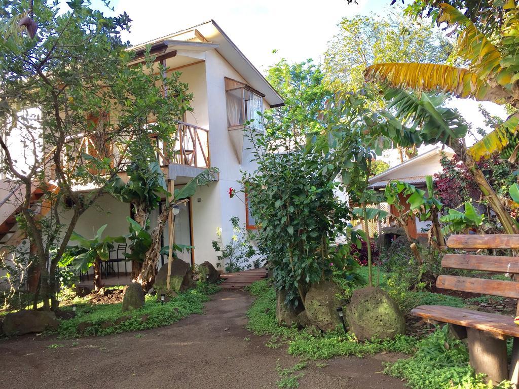 Hostal Marari ハンガ・ロア エクステリア 写真